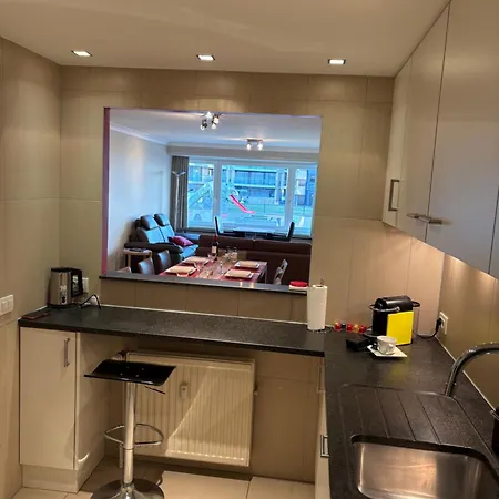 Bunnenplein Met 2 Slaapkamers Apartment *